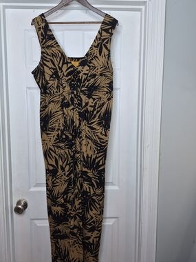Ruby Rd. Black and Tan Tropical-Print Maxi Dress 1x